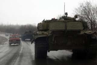 Ukraine: un dirigeant séparatiste annonce une offensive sur Marioupol, 30 civils tués dans des bombardements