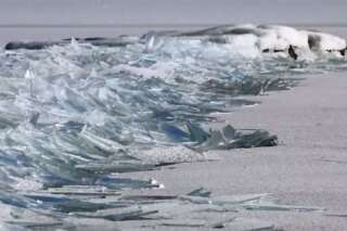 Un empilement de glace impressionnant dans la région des grands lacs