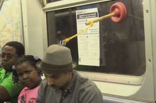 Le gadget ultime pour faire une sieste dans le métro