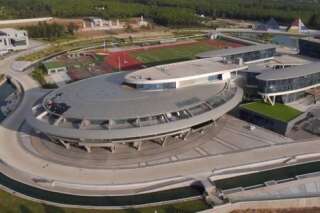 En Chine, un chef d'entreprise fait construire son bâtiment à l'image du vaisseau spatial de Star Trek