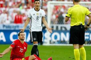 Résultats Euro 2016 : le résumé d'Allemagne-Pologne (lors duquel Joachim Löw a su se retenir)