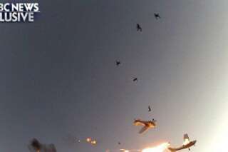 VIDÉO. Des parachutistes survivent à la collision de deux avions et filment l'accident