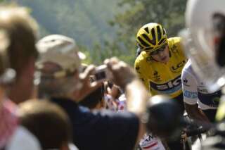 VIDÉOS. Tour de France: la sécurité des coureurs en question après les incidents impliquant Froome et son équipe