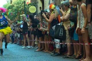 À la Gay Pride de Madrid, les hommes font la course en talons hauts