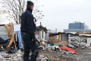 PHOTOS. Roms, Saint-Ouen: l'un des plus grands bidonvilles en France évacué