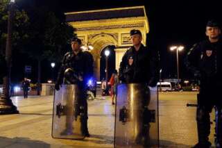 Coupe du monde 2014: 29 interpellations en France après des dégradations, quelques drapeaux à Nice