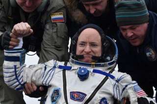 Cobaye d'une expérience historique à bord de l'ISS, Scott Kelly est de retour sur Terre