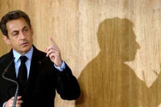 Comment Nicolas Sarkozy conjugue présidence de l'UMP et campagne pour 2017
