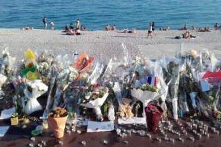 La France distinguera ceux qui sont intervenus après l'attentat de Nice