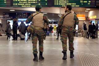 Menacée par des attentats, Bruxelles vit encore au ralenti