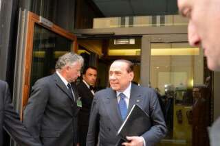 Silvio Berlusconi, en campagne pour des élections locales, se trompe de meeting