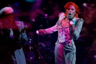 VIDÉO. David Bowie aurait été fier de Lady Gaga et de son hommage aux Grammy Awards 2016