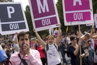 Gay Pride: une marche des fiertés sous le signe de la colère contre le gouvernement
