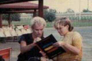 PHOTO. Gwen Stefani partage une photo d'elle de 1983 demandant un autographe à Sting