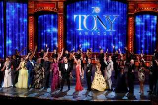 PHOTOS. Neil Patrick Harris la boule à zéro aux Tony Awards 2016