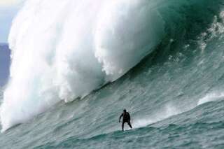 Les surfeurs à l'assaut de la géante 