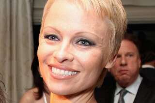 PHOTO. Pamela Anderson a changé de couleur de cheveux