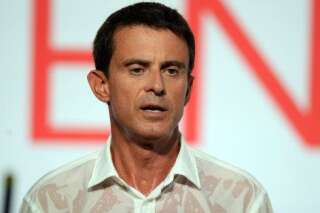 Manuel Valls: l'état de sa chemise à la fin de son discours à l'université d'été du PS fait sourire