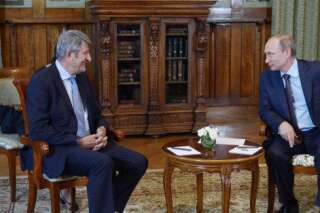 Puy du Fou: Philippe de Villiers rencontre Vladimir Poutine pour décliner le concept en Crimée