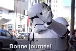 VIDEO. Star Wars 7: Mark Hamill déguisé en stromtrooper sur Hollywood Boulevard