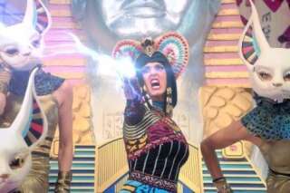 Katy Perry est accusée de plagiat et de sorcellerie par un groupe de rappeurs chrétiens
