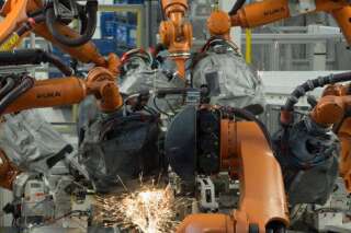 Un homme tué par un robot dans une usine Volkswagen en Allemagne