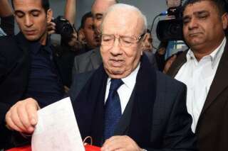 Election présidentielle en Tunisie: le camp Essebsi se dit en tête