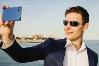 Cette coque d'iPhone vous permet de prendre des selfies à distance