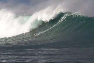 VIDÉO. Surf: la vague géante de Belharra a dépassé les 10 mètres de haut