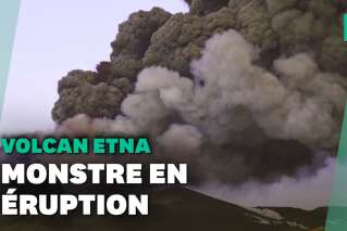 Le volcan Etna en Sicile est encore entré en activité et c'est impressionnant