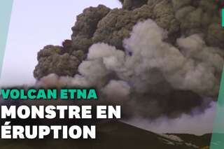 Le volcan Etna en Sicile est encore entré en activité et c'est impressionnant