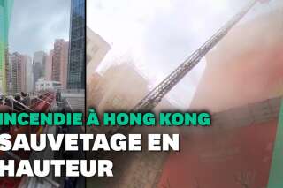 Hong Kong: un feu au World Trade Center, près de 1200 personnes évacuées