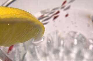 La rondelle de citron dans votre boisson est pleine de microbes et de bactéries