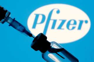 Vaccin anti-Covid: Pfizer prévoit 33 milliards de dollars de recettes en 2021