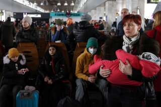 Guerre en Ukraine: les Français expatriés en difficulté pour quitter le pays