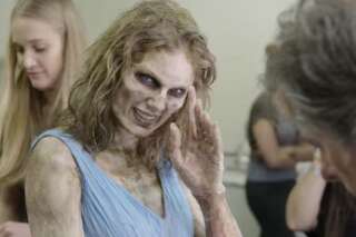Taylor Swift dévoile les coulisses de sa transformation en zombie dans son dernier clip