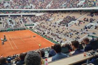 À Roland-Garros, les sièges vides pour le début de Nadal-Federer ont outré les fans de tennis