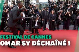 Au festival de Cannes, Omar Sy en fan de Tom Cruise sur le tapis rouge