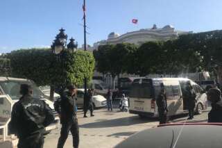 Tunisie: une femme s'est fait exploser sur l'avenue Bourguiba dans le centre ville de Tunis, plusieurs blessés