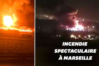 À Marseille, un gigantesque incendie ravage un dépôt de meubles