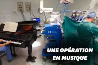 En Italie, un pianiste accompagne les chirurgiens au bloc opératoire