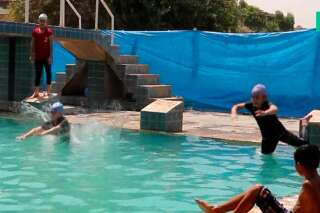 À Mossoul débarrassée de Daech, ces jeunes nageuses se jettent enfin à l'eau