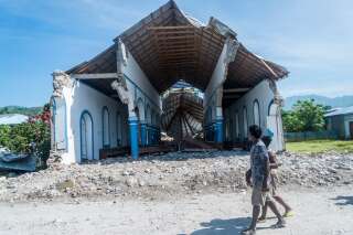 En Haïti, le bilan du séisme s'alourdit à 1419 morts