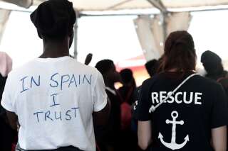 Ce qui attend les 630 migrants de l'Aquarius, désormais en Espagne