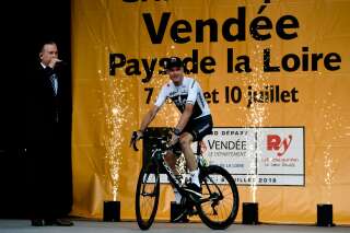 Tour de France: Froome sifflé par le public lors de sa présentation