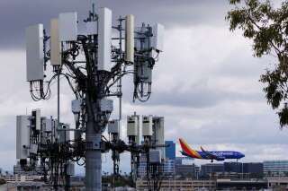 Aux États-Unis, le déploiement de la 5G près des aéroports reporté par crainte du 