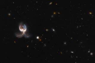 La fusion de deux galaxies a formé cet ange de l’espace