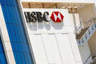 La banque HSBC, afin d'éviter un procès pour fraude fiscale en France, s'engage à verser 300 millions d'euros