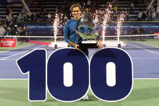 Federer gagne son 100e titre, Jimmy Connors lui souhaite la bienvenue au club