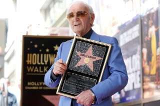 Charles Aznavour était le plus grand chanteur français à l'international, la preuve par sept